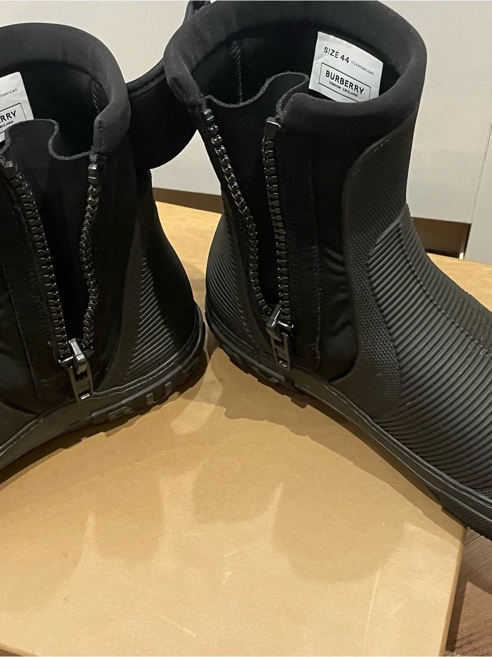 Burberry Black Men's High-Top Ribbed Boots